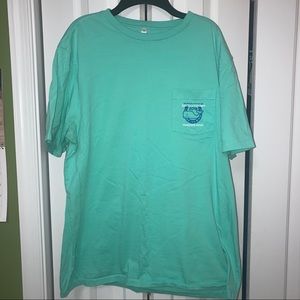 Vineyard vines t-shirt